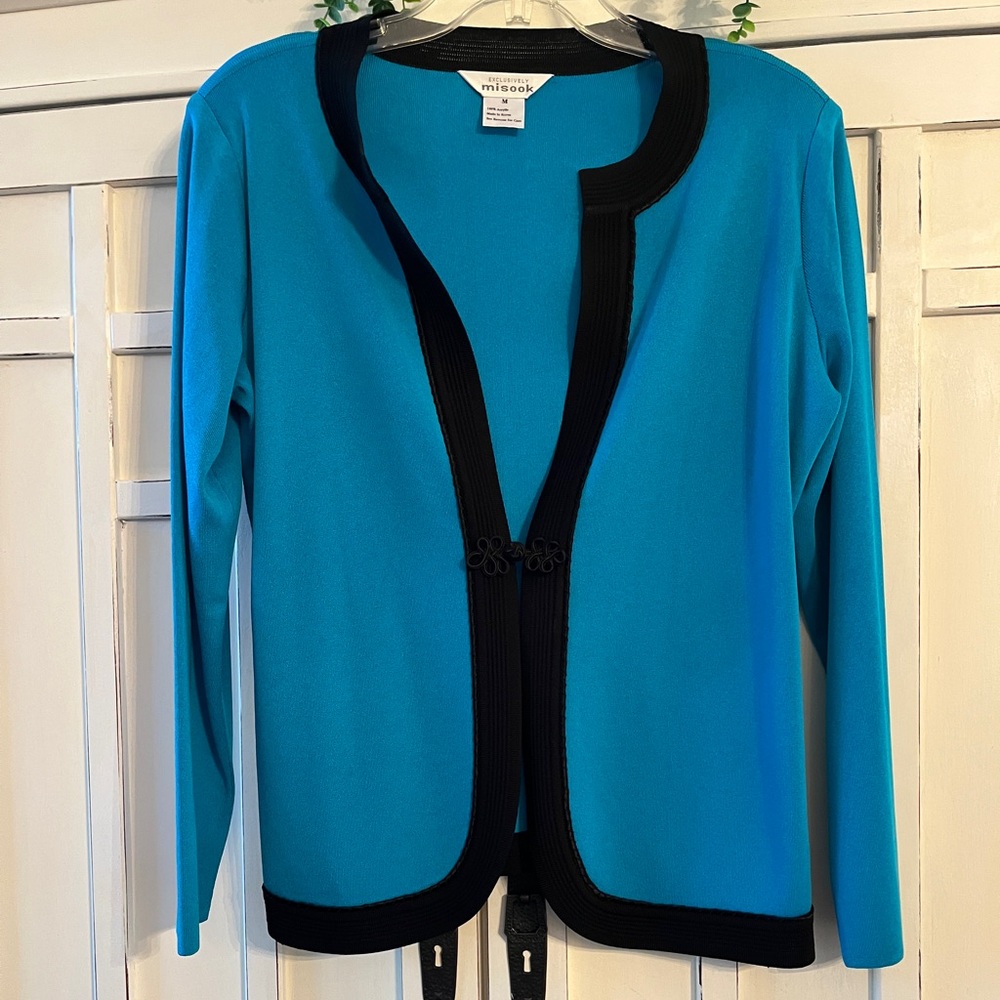 EXCLUSIVELY MISOOK AQUA BLACK CARDIGAN SWEATER SIZE MED